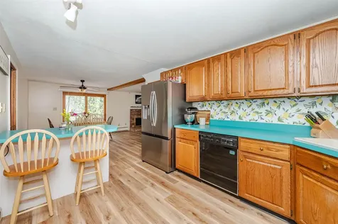 21 Elaine Road Middleton NH 03887
