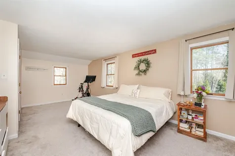 21 Elaine Road Middleton NH 03887