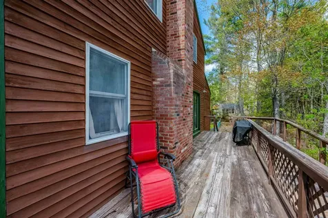 21 Elaine Road Middleton NH 03887