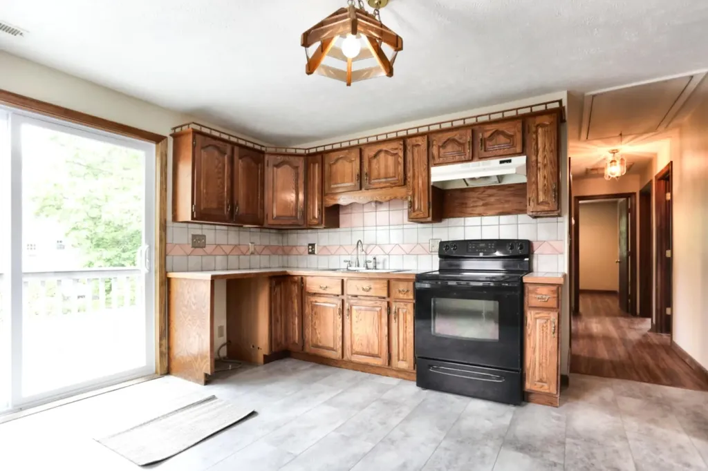 20-22 Joffre Street Nashua NH 03060