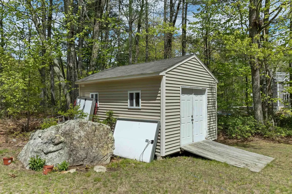281 New Boston Road Bedford NH 03110