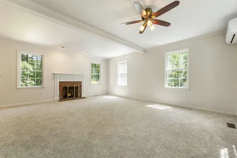 281 New Boston Road Bedford NH 03110