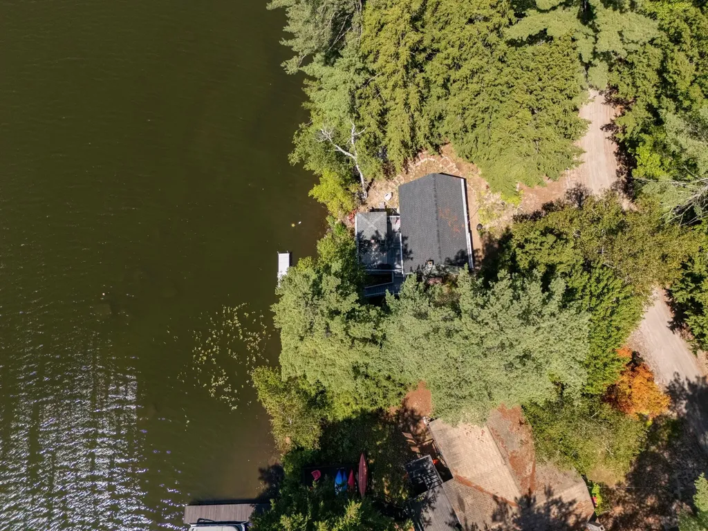 28 North Shore Road Sunapee NH 03782