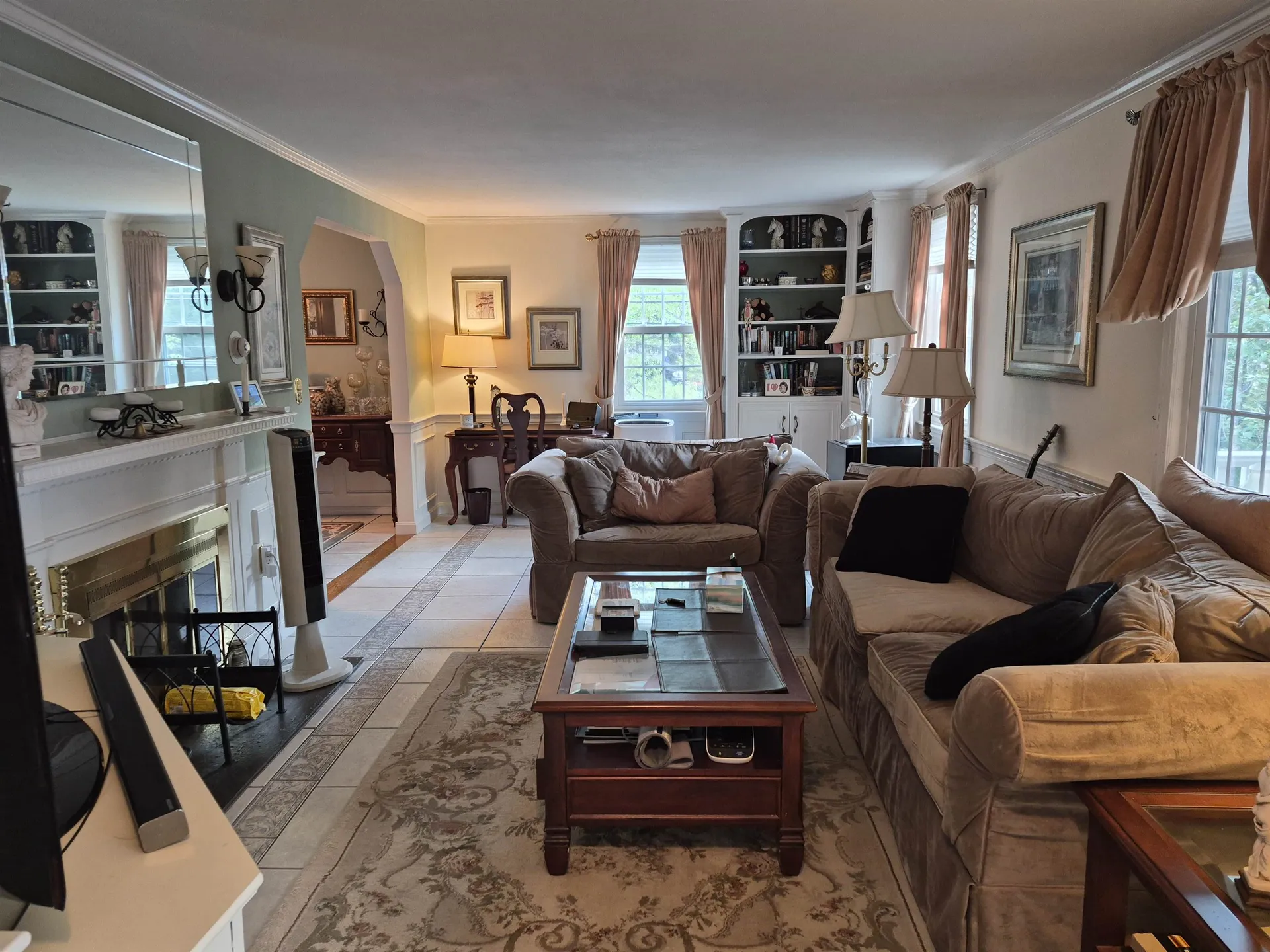 20 Shelburne Road Nashua NH 03063