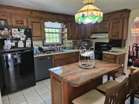 20 Shelburne Road Nashua NH 03063