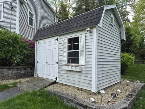 20 Shelburne Road Nashua NH 03063