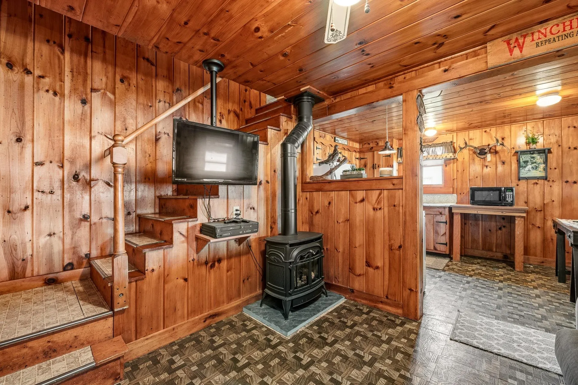 211 Beach Road Pittsburg NH 03592