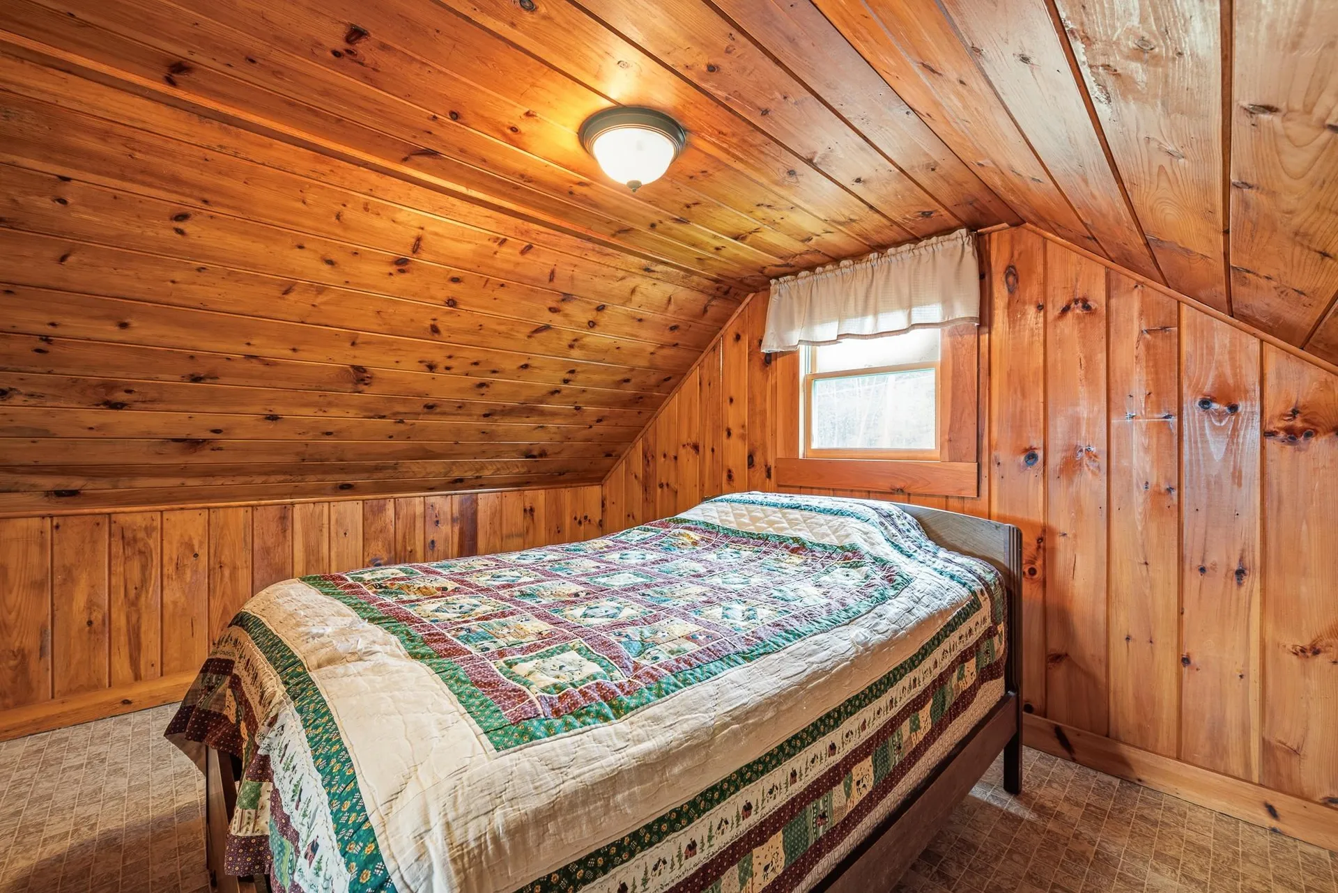 211 Beach Road Pittsburg NH 03592