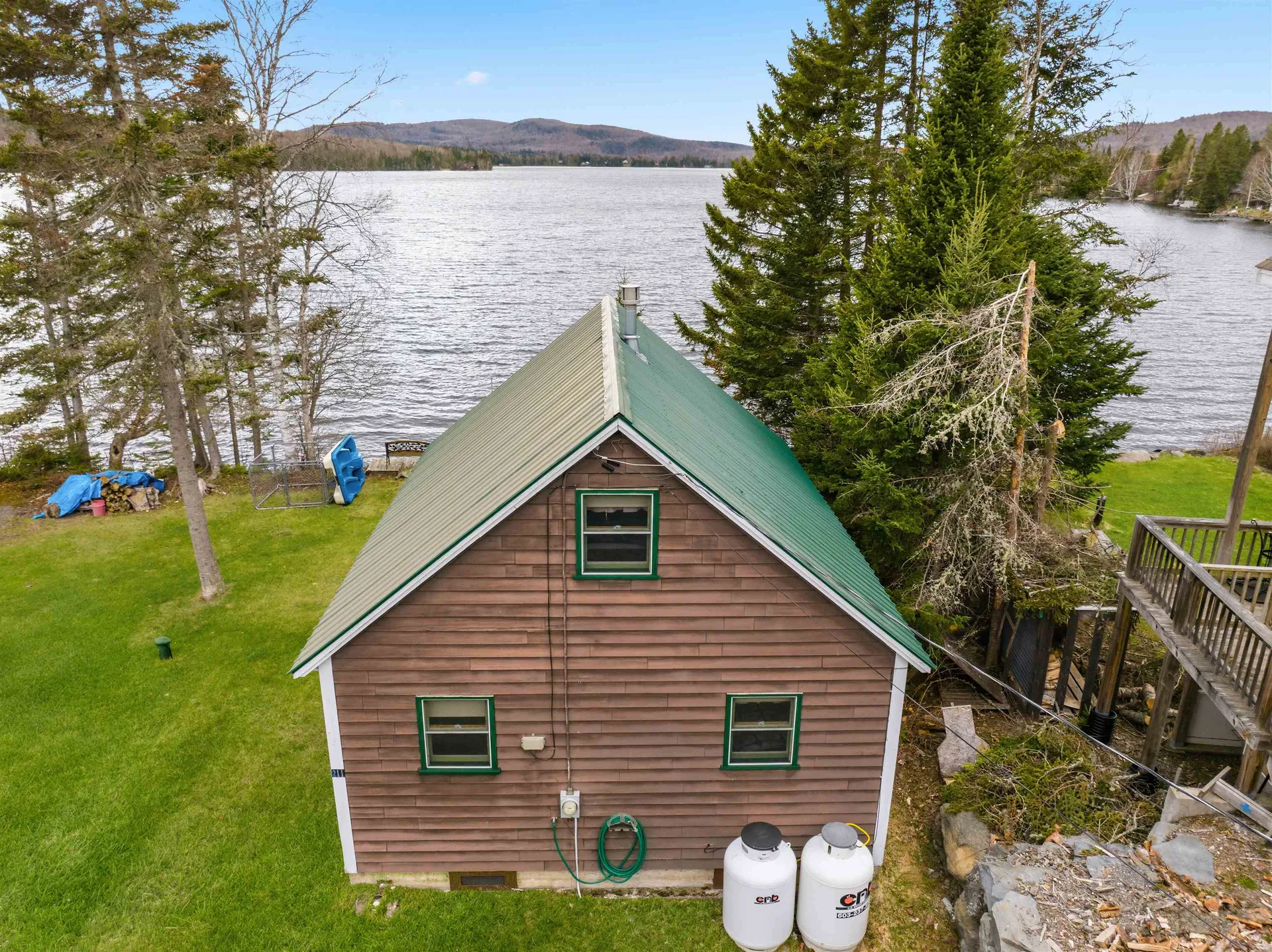 211 Beach Road Pittsburg NH 03592