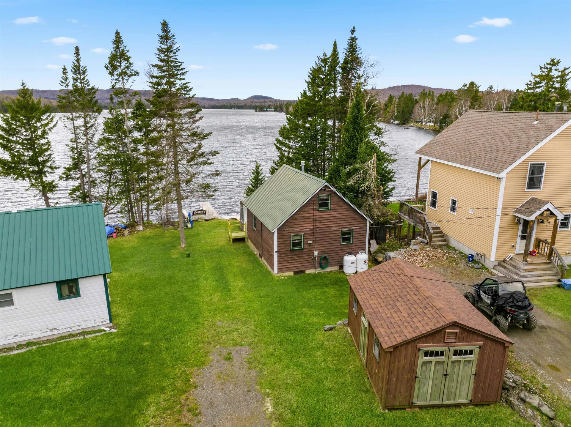 211 Beach Road Pittsburg NH 03592