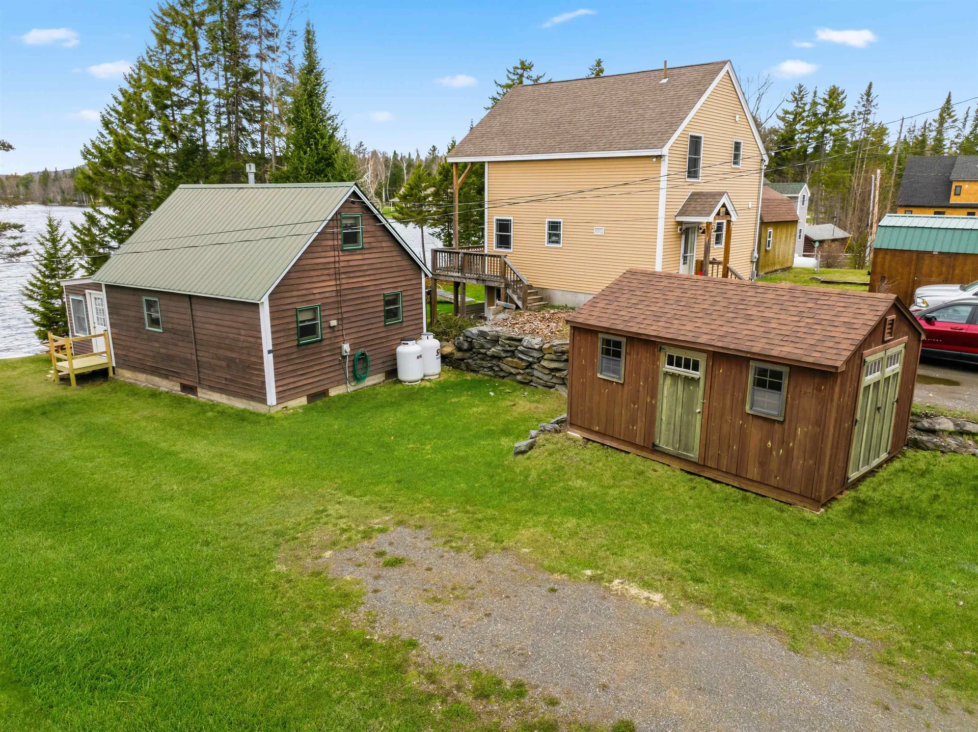 211 Beach Road Pittsburg NH 03592