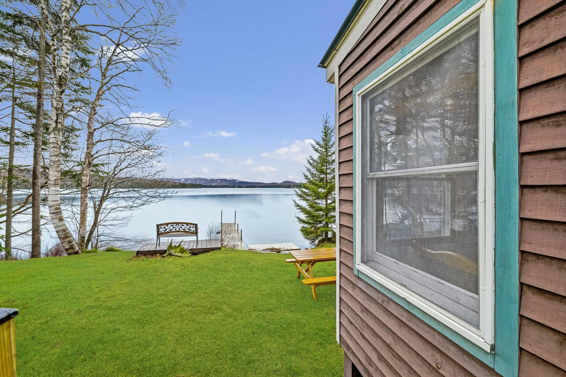 211 Beach Road Pittsburg NH 03592