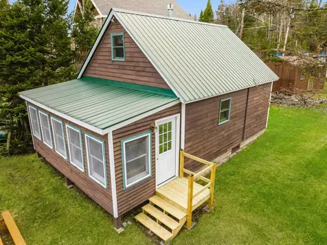 211 Beach Road Pittsburg NH 03592