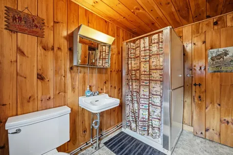 211 Beach Road Pittsburg NH 03592