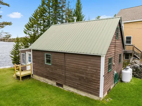 211 Beach Road Pittsburg NH 03592