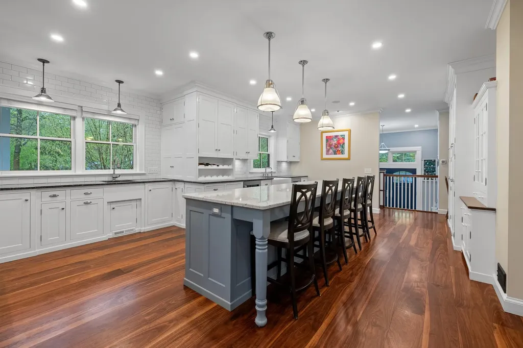 38 Maple Street Hanover NH 03755