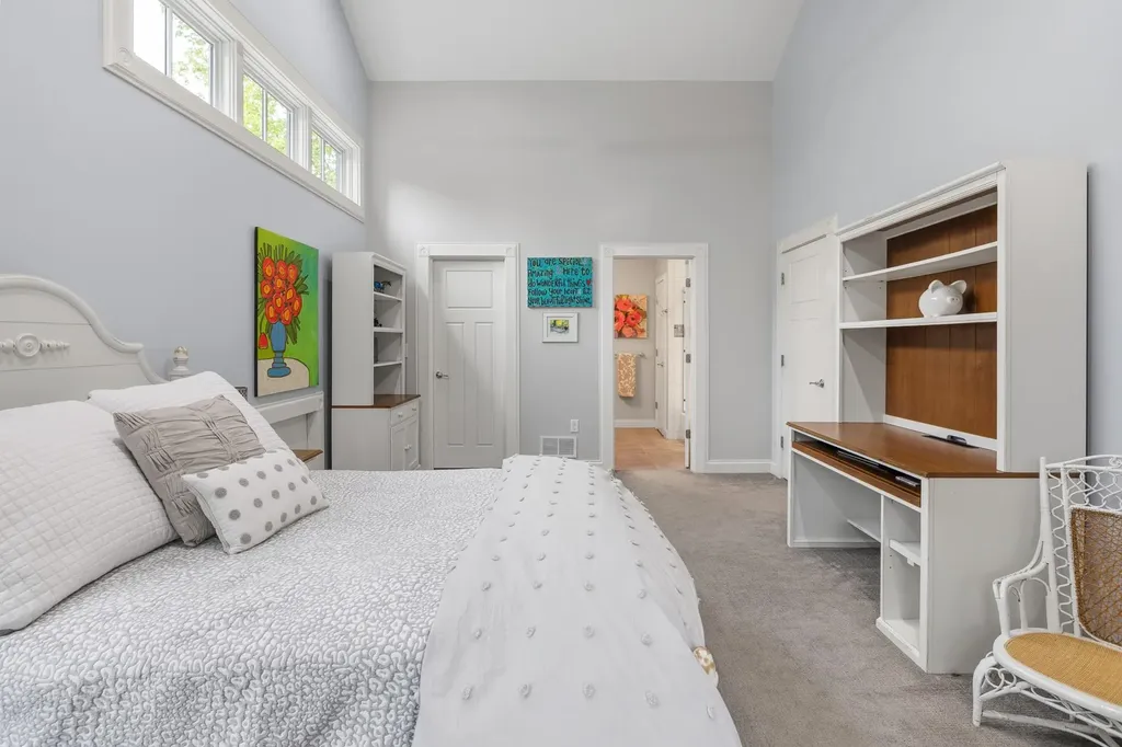 38 Maple Street Hanover NH 03755