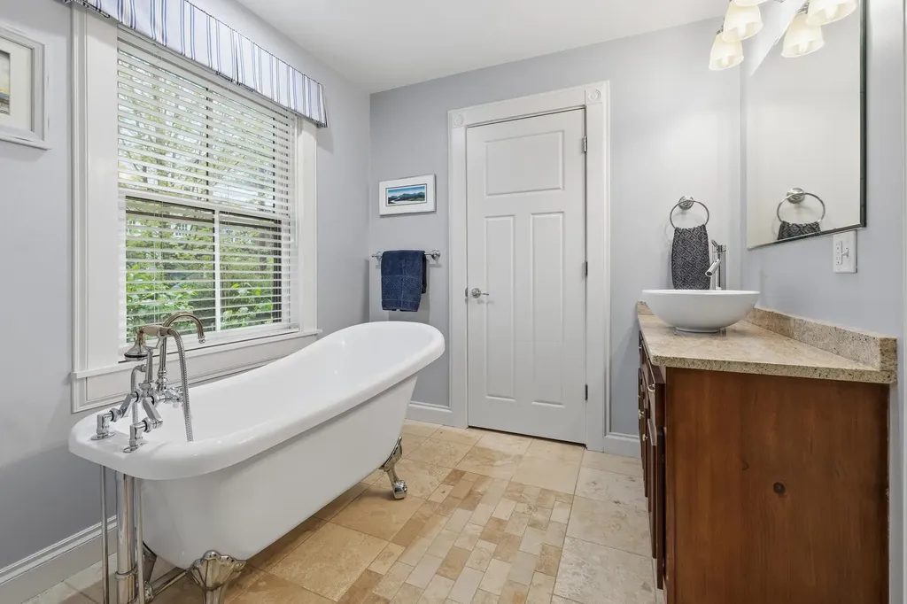 38 Maple Street Hanover NH 03755