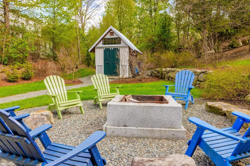 38 Maple Street Hanover NH 03755