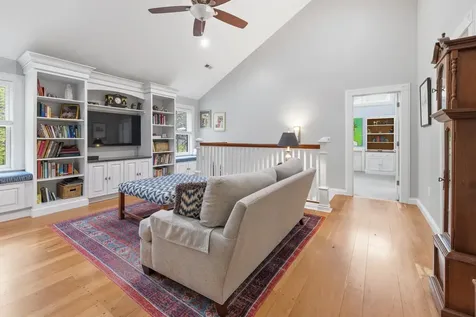 38 Maple Street Hanover NH 03755