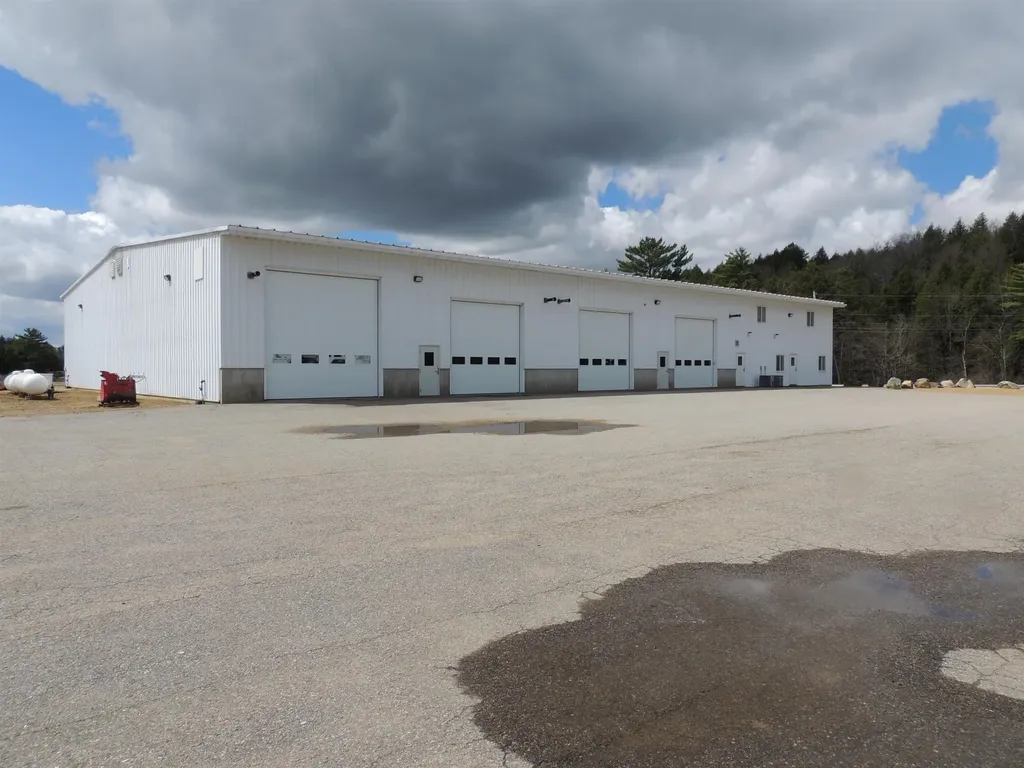 264 Nh Route 106 Gilmanton NH 03237