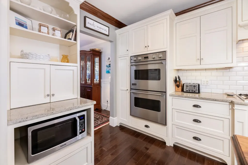 63 Sand Hill Road Gilford NH 03249
