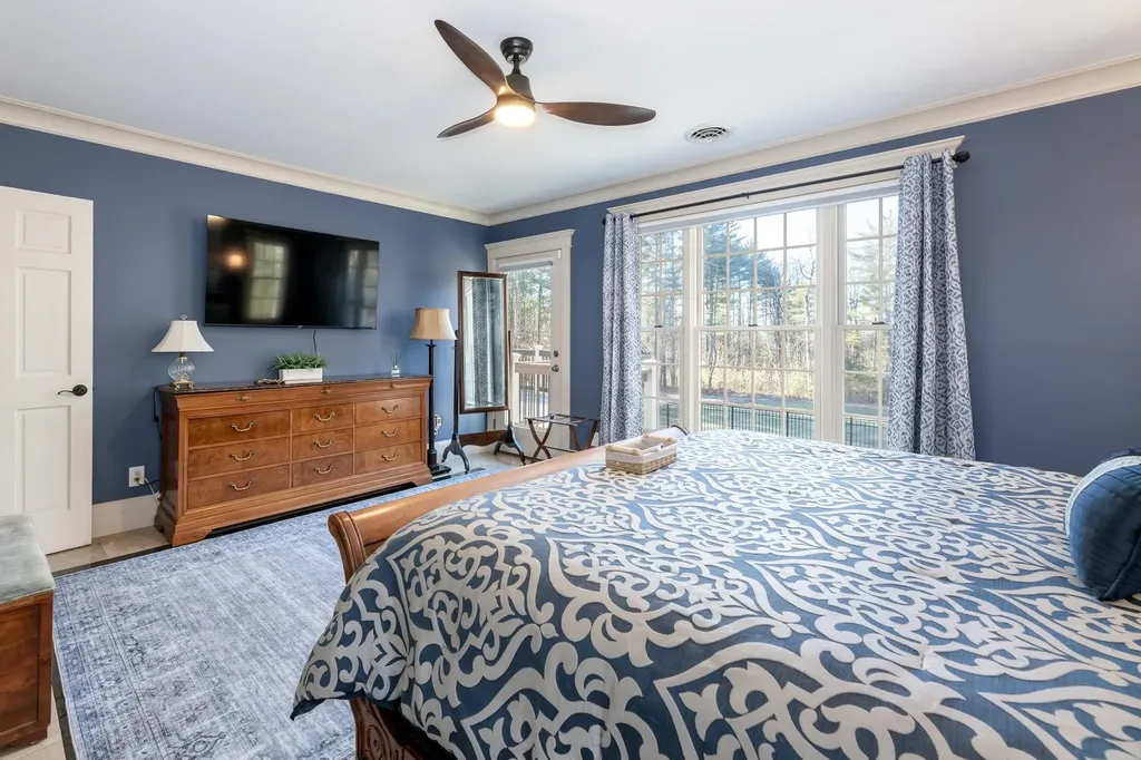 63 Sand Hill Road Gilford NH 03249