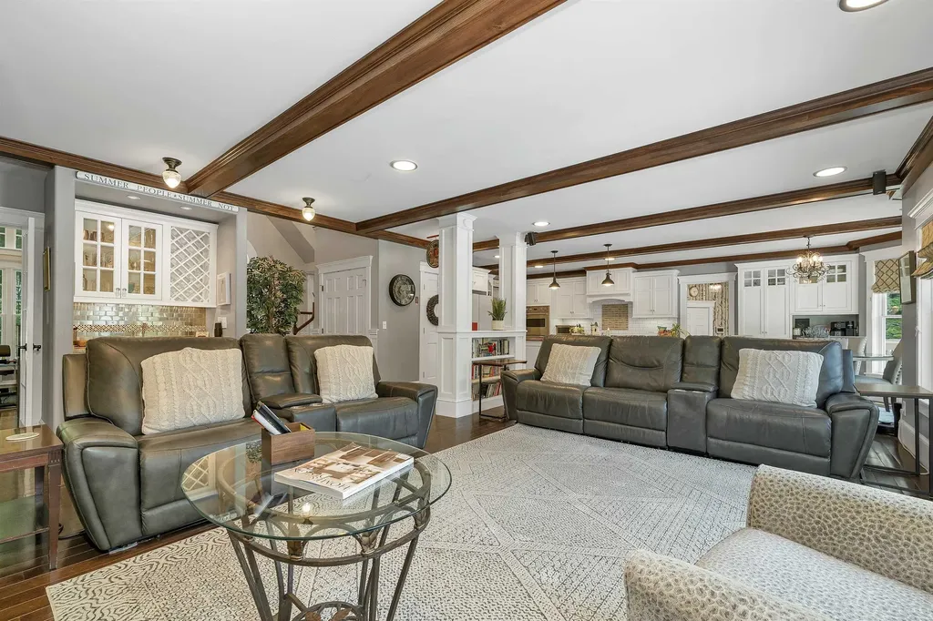 63 Sand Hill Road Gilford NH 03249