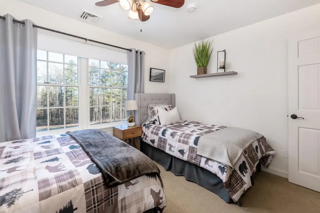 63 Sand Hill Road Gilford NH 03249