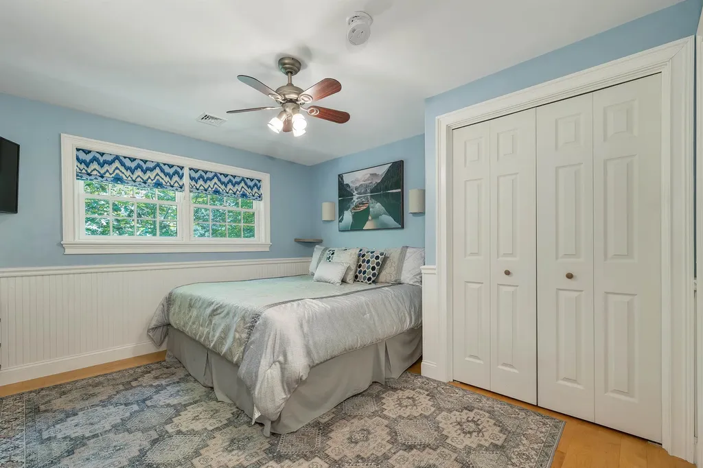 63 Sand Hill Road Gilford NH 03249