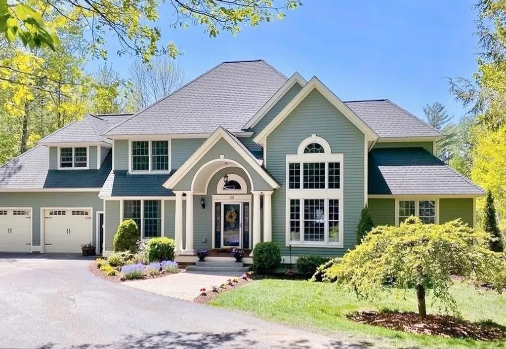 63 Sand Hill Road Gilford NH 03249