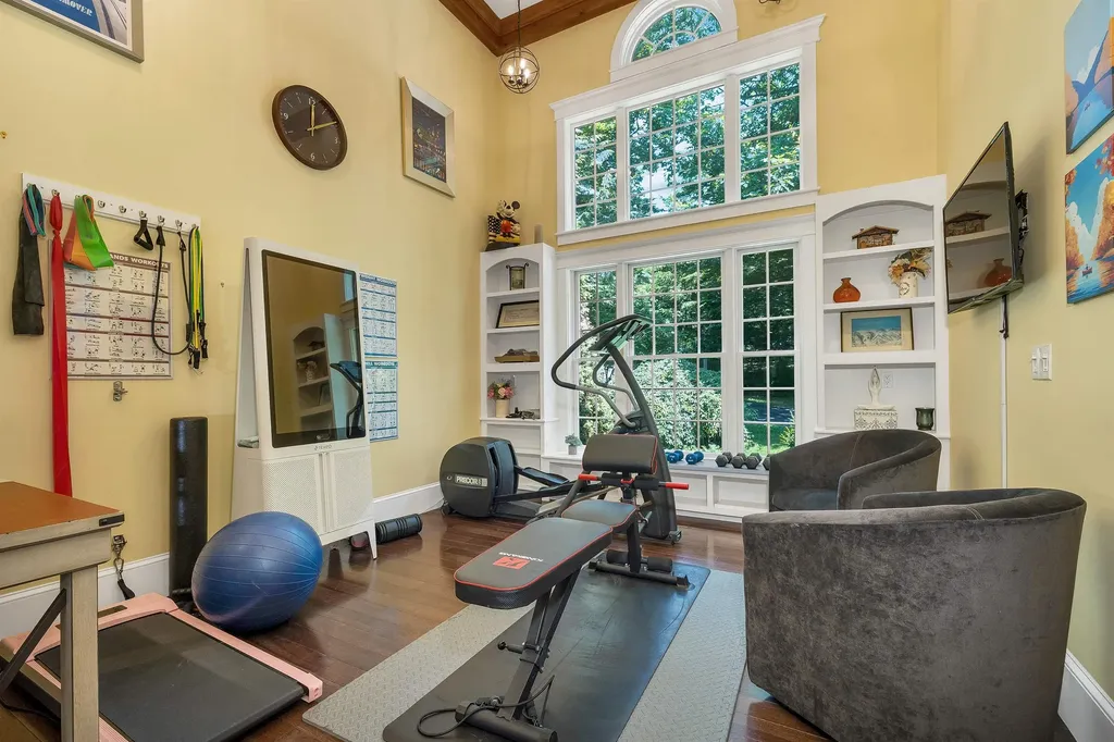 63 Sand Hill Road Gilford NH 03249