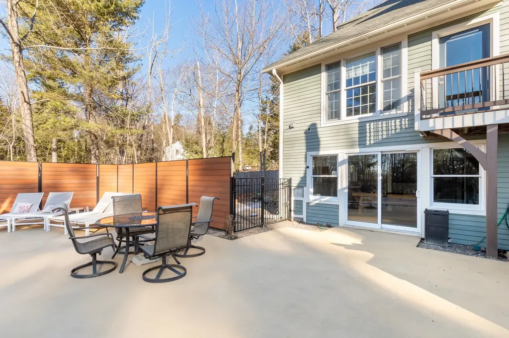 63 Sand Hill Road Gilford NH 03249