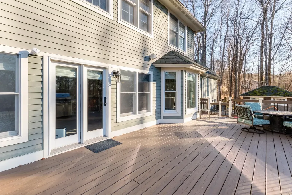 63 Sand Hill Road Gilford NH 03249