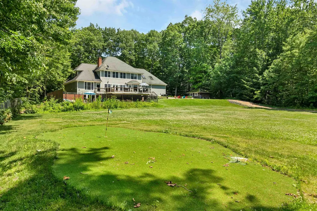 63 Sand Hill Road Gilford NH 03249