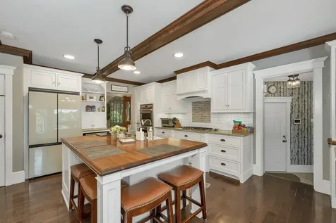 63 Sand Hill Road Gilford NH 03249