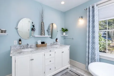 63 Sand Hill Road Gilford NH 03249