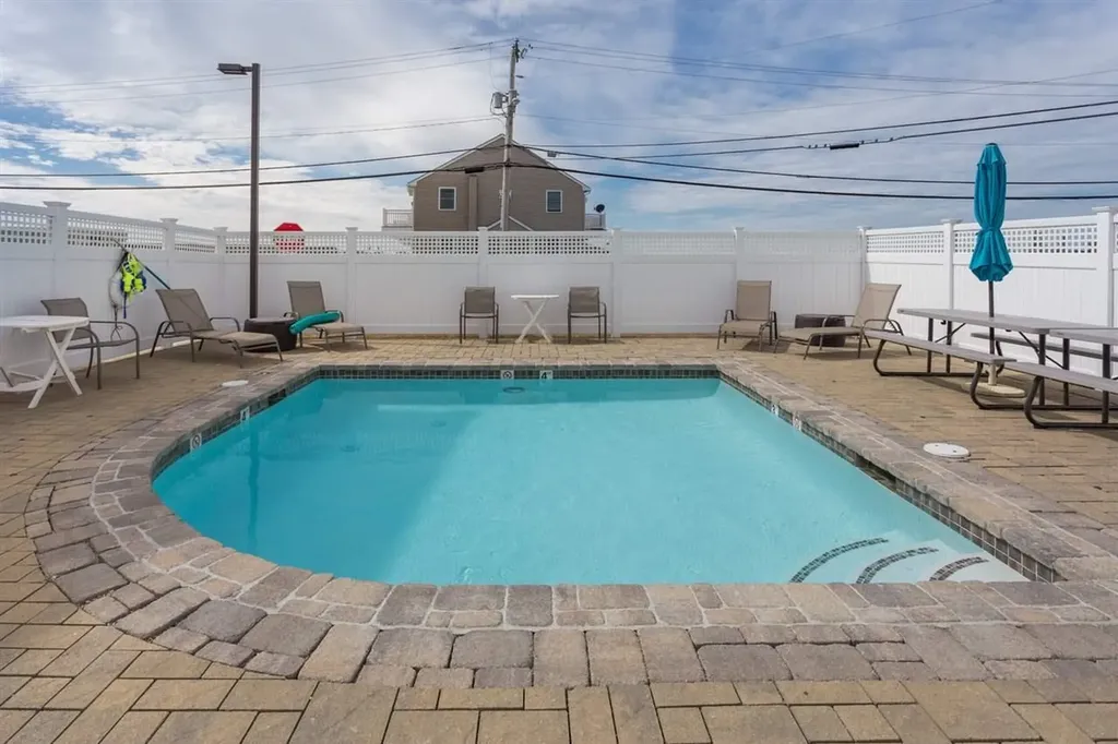 580 Winnacunnet Road Hampton NH 03842