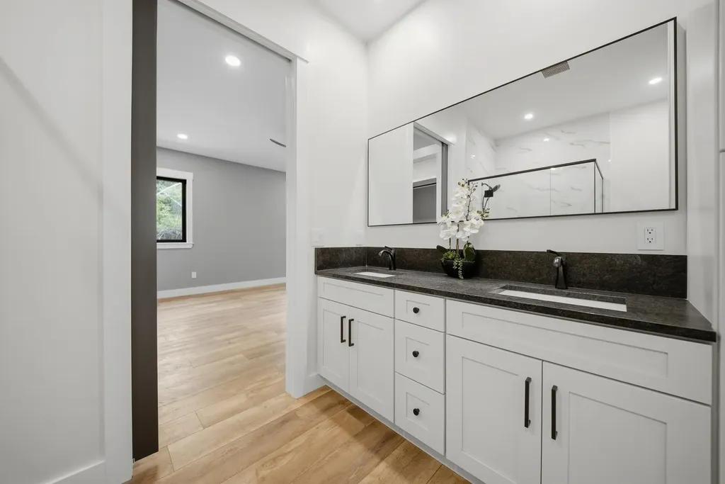 246 Jamestown Road Belmont NH 03220