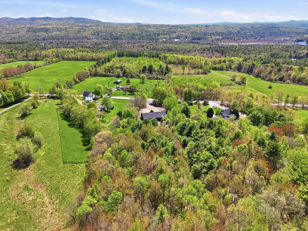 246 Jamestown Road Belmont NH 03220