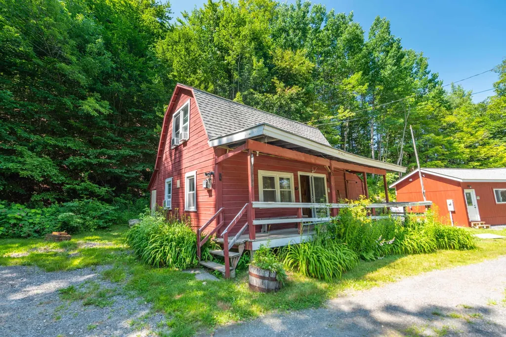4850 Route 100 Wardsboro VT 05355