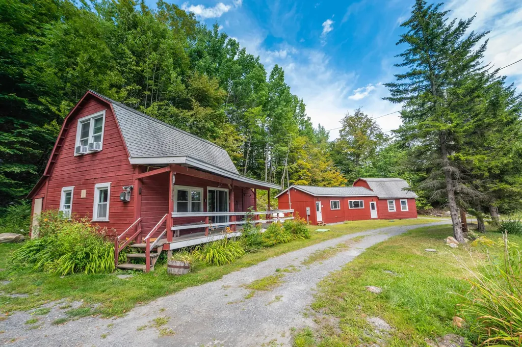 4850 Route 100 Wardsboro VT 05355