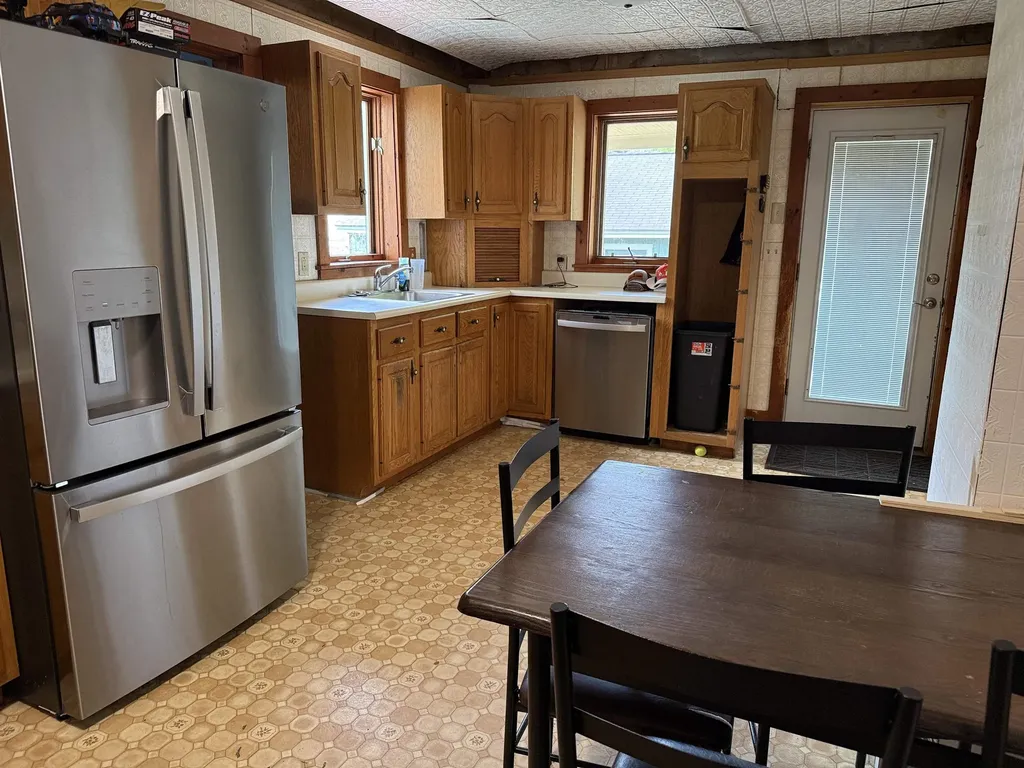 4 Skinner Street Claremont NH 03743