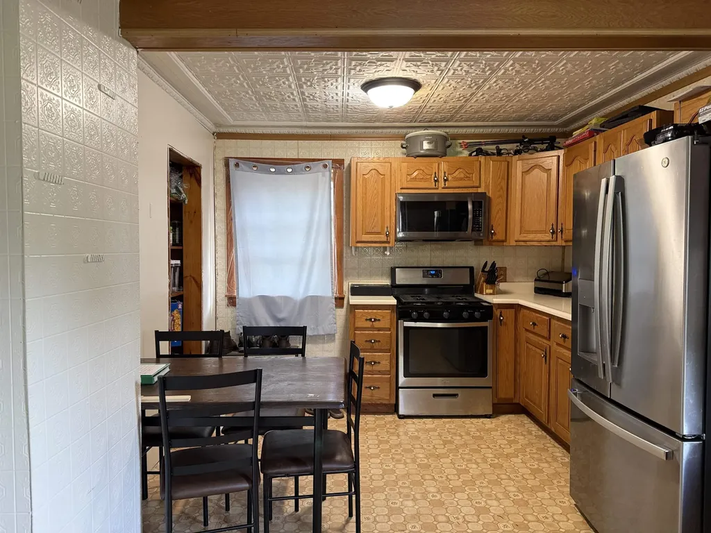 4 Skinner Street Claremont NH 03743
