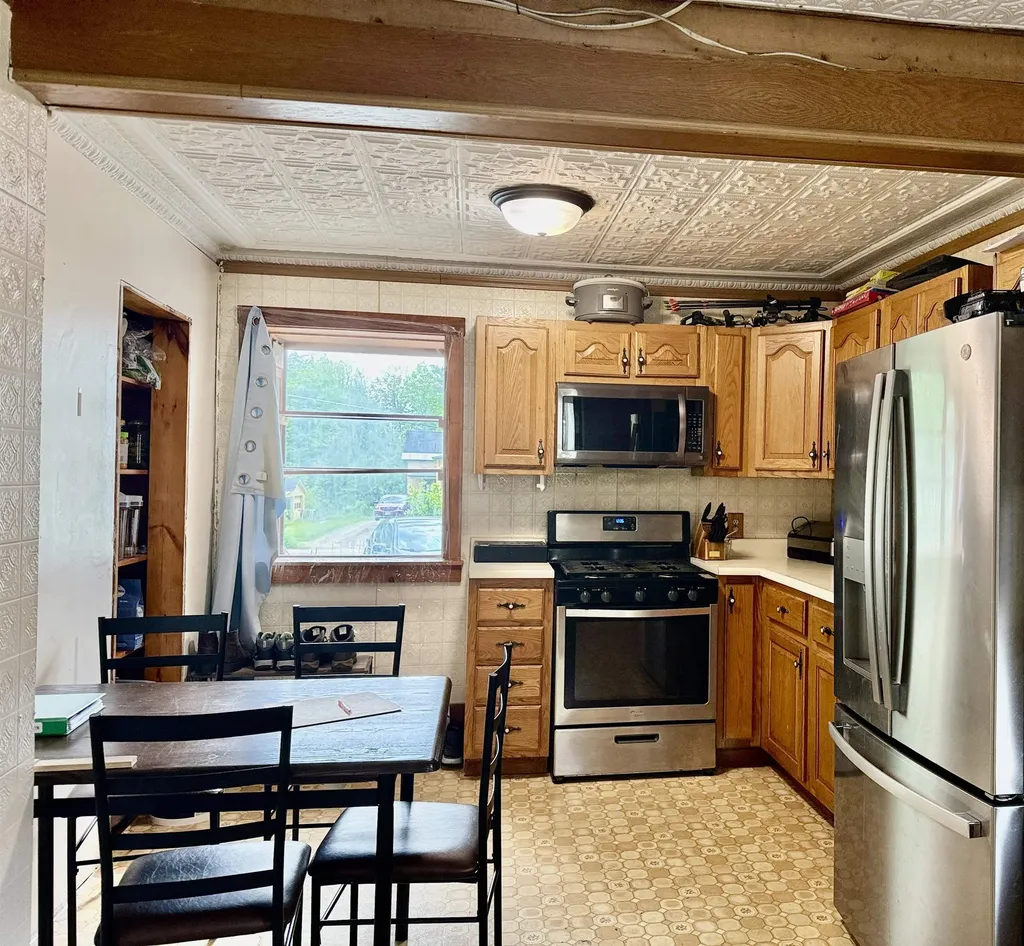 4 Skinner Street Claremont NH 03743