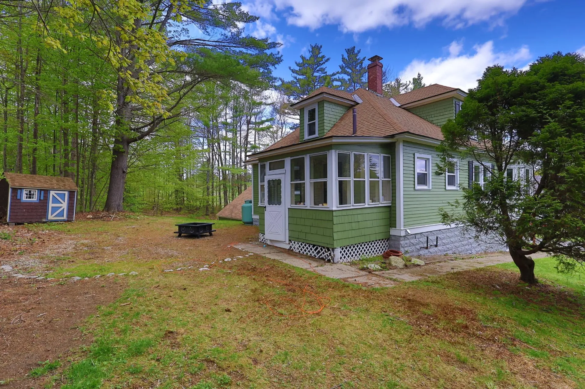 28 Spencer Avenue Claremont NH 03743