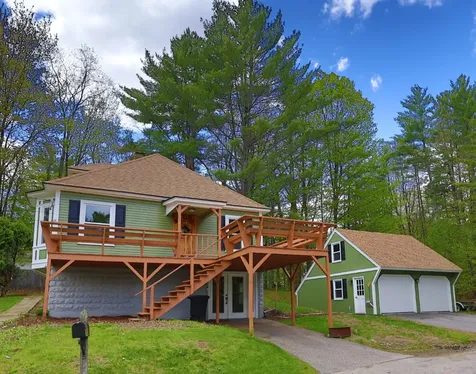 28 Spencer Avenue Claremont NH 03743