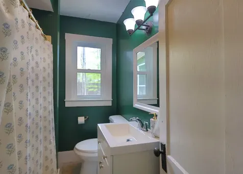 28 Spencer Avenue Claremont NH 03743