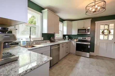 28 Spencer Avenue Claremont NH 03743