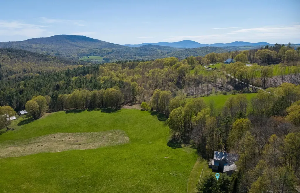 57 Darling Lane Barnet VT 05821